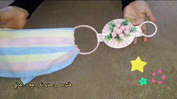 ديكور للمطبخ من اسطوانة وقطعة قماش