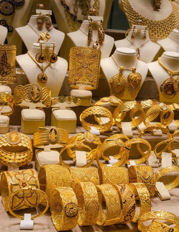 هبوط جديد في سعر الذهب اليوم الأحد 25 فبراير